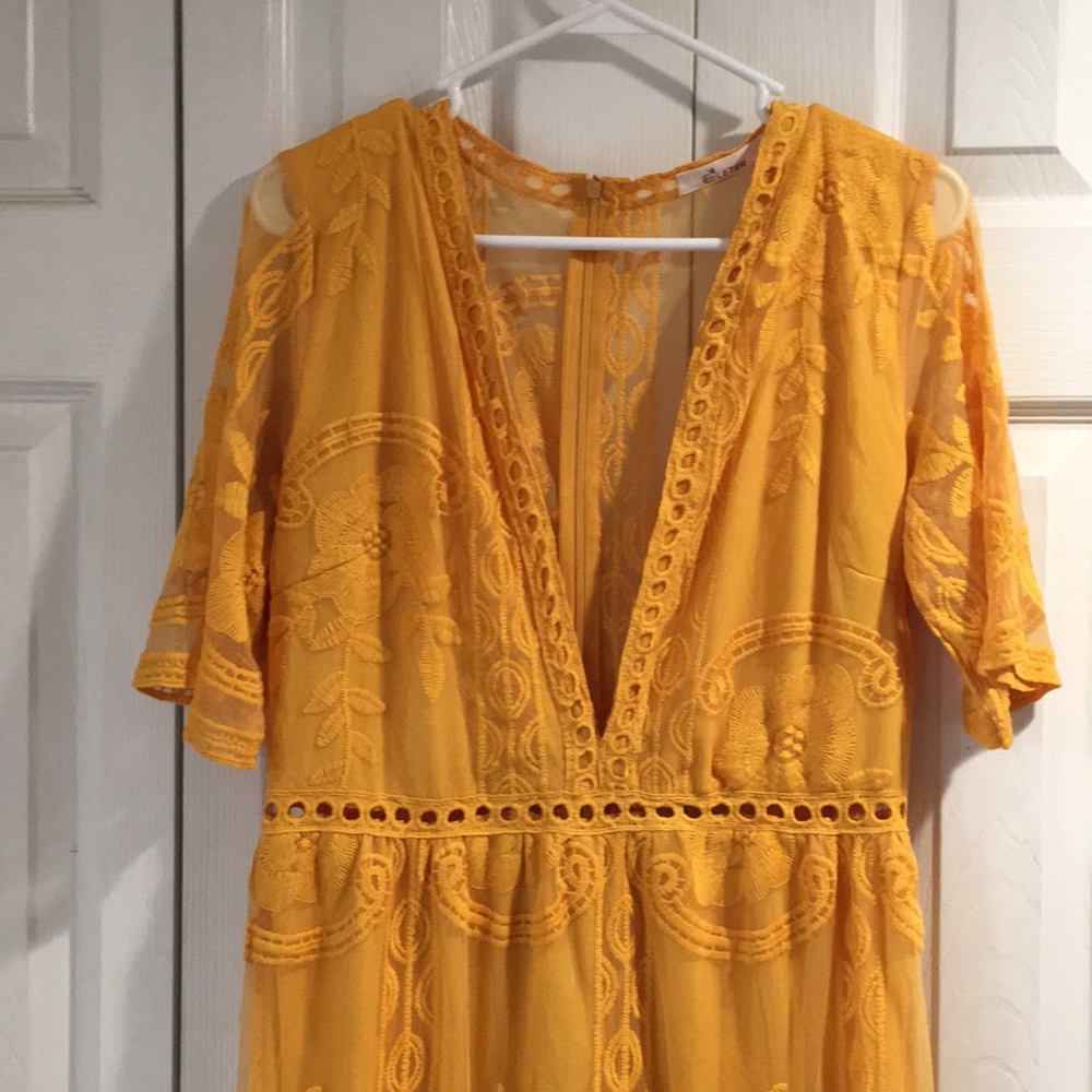 Engagement picture lace romper/dress, size large